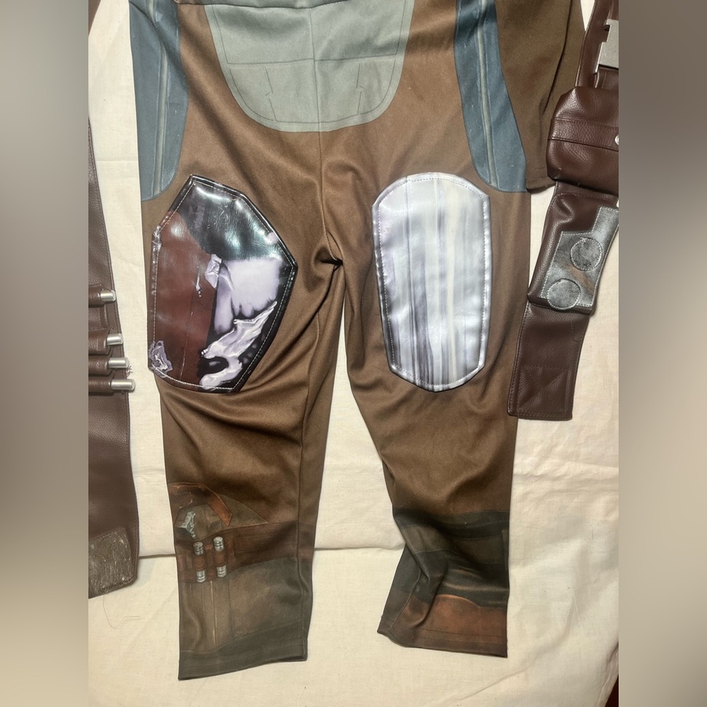 Disney Mandelorian Star Wars Size 4 - Picture 7 of 12